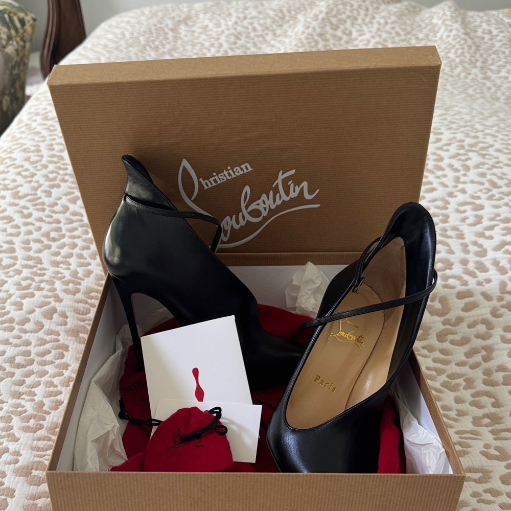 Christian Louboutin Vampdoly 120